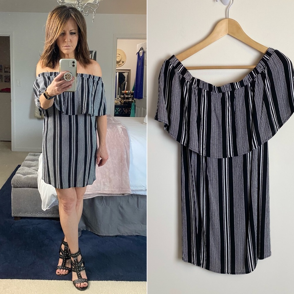 FOREVER 21 Off Shoulder Black White Stripe Dress S